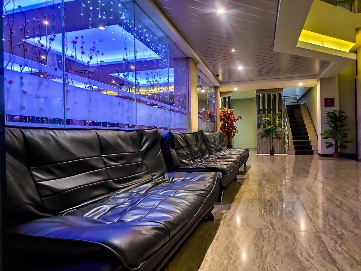 Grand Parama Hotel Tanjung Redep Экстерьер фото
